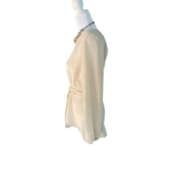 Boohoo Women Asymmetric Cream Blouse Top Puffy Long Sleeves Front Tie Size 4 - Picture 7 of 10